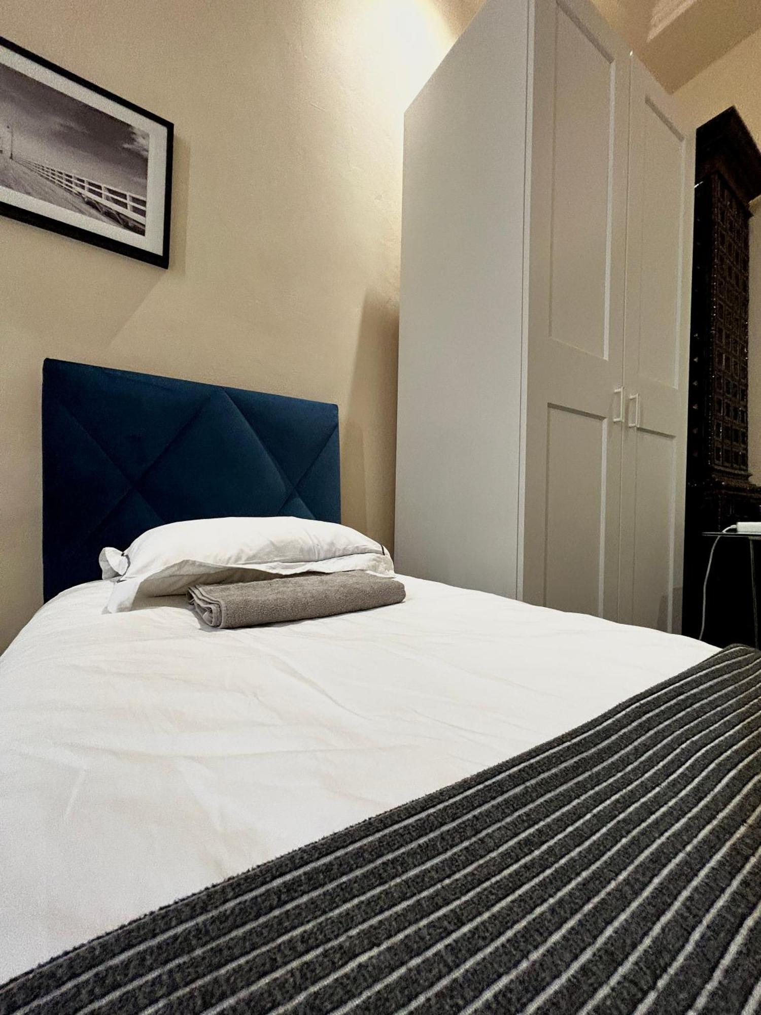 Harmony Aparthotel Cracovie Extérieur photo