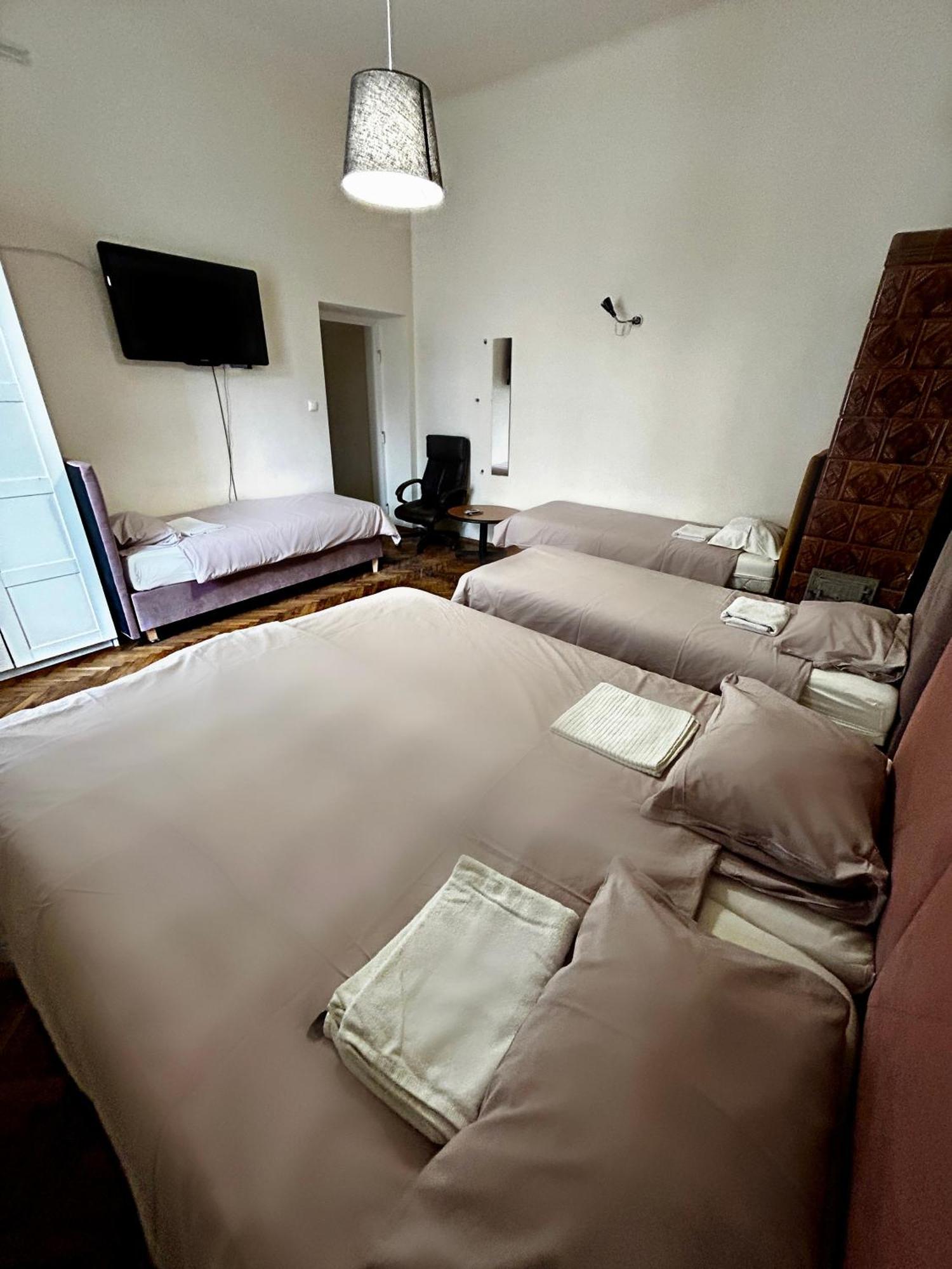 Harmony Aparthotel Cracovie Extérieur photo
