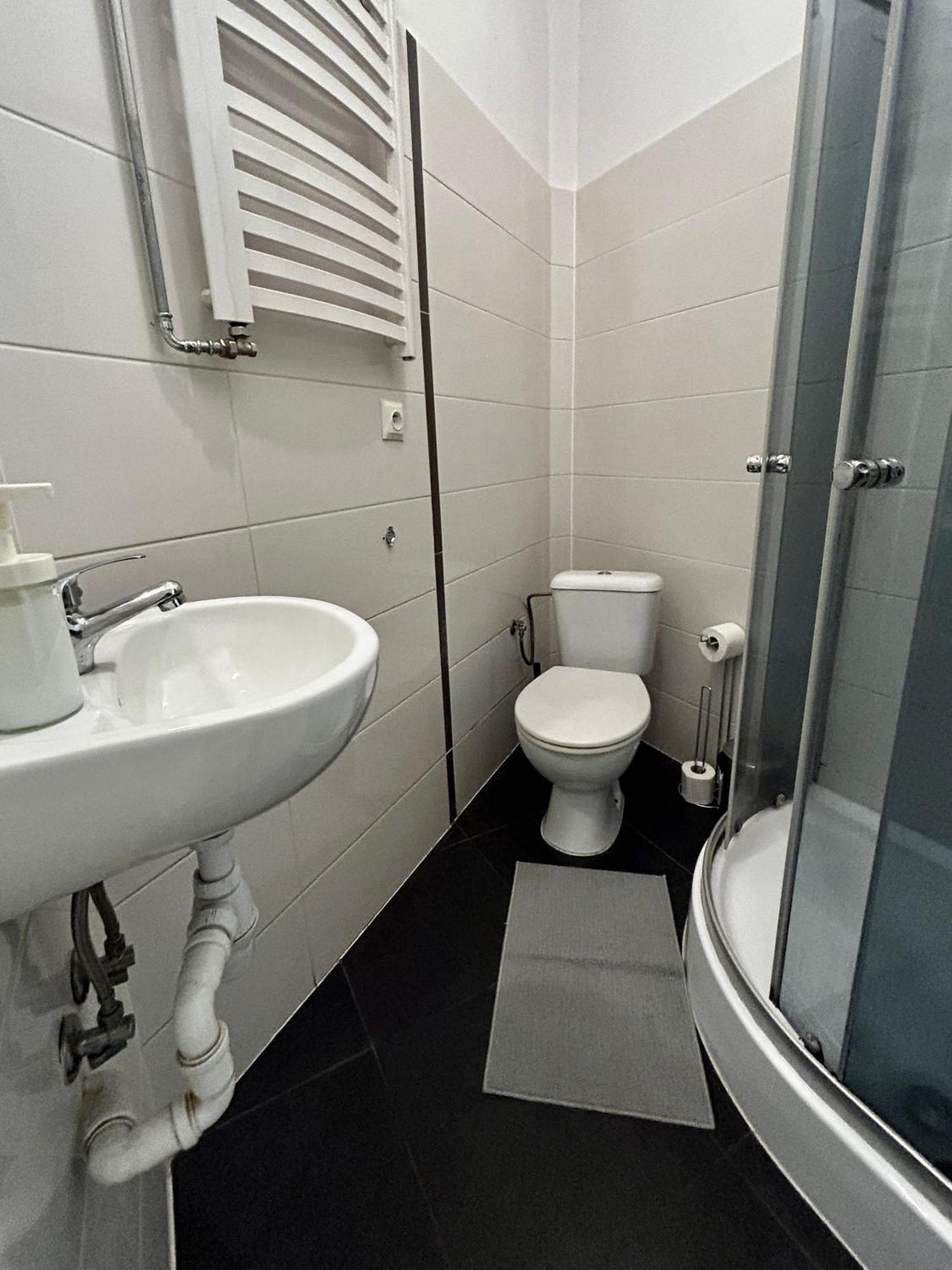 Harmony Aparthotel Cracovie Extérieur photo