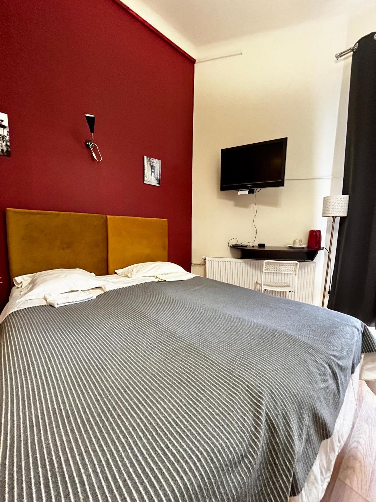 Harmony Aparthotel Cracovie Extérieur photo