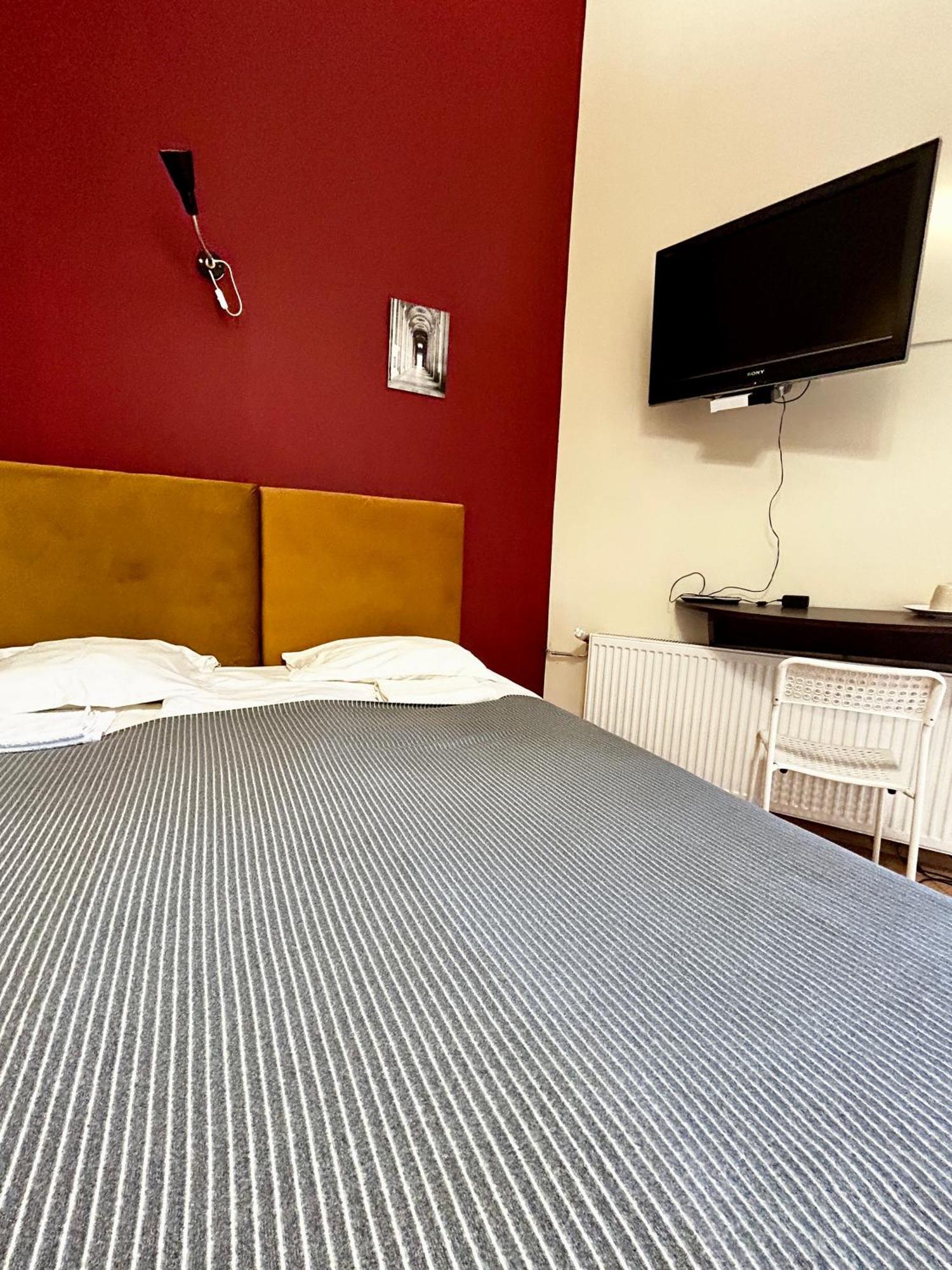Harmony Aparthotel Cracovie Extérieur photo